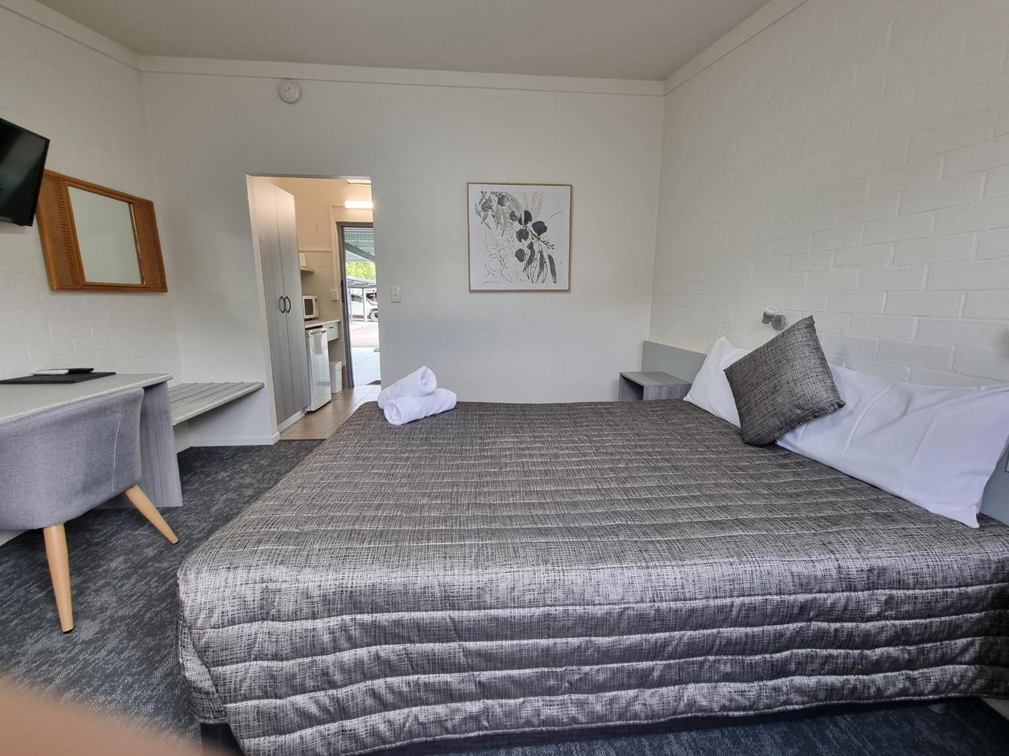 Y Motels Yarraman ภายนอก รูปภาพ